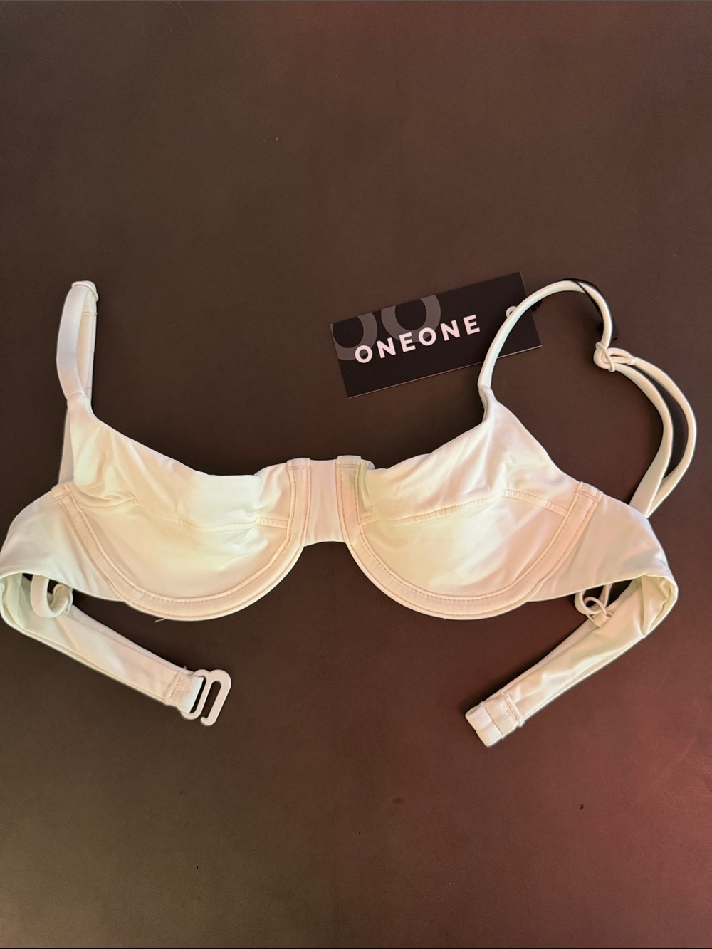 ONEONE White Underwire Swim Bra with Adjustable Straps